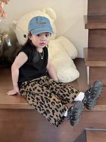 Dazy Kids 2件組女嬰圓領素色無袖T恤與寬鬆豹紋長褲套裝 女嬰服飾 - 黑色 - 查看 3