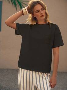 Lumivelle 女士基础款衬衫，简约舒适上衣，简约T恤，钩针口袋设计，适合大学校园的休闲日常穿着。 - 黑色 - 查看 1