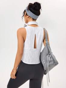 Easithlete 女式夏季几何图案镂空短款运动背心 - 白色 - 查看 3