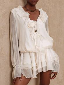 Lumalex VITNOS 秋冬聚会宴会端庄老钱风骚闪光节日派对狂欢节郊游度假热门户外丰富层次婚礼季宴会 VITNOS 女式纯色 3D 花卉装饰前系带长袖时尚迷你连衣裙 - 杏色 - 查看 1