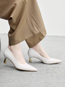 CUCCOO BIZCHIC 女士时尚白色漆皮 PU 尖头一脚蹬鞋，简约设计，适合晚间、通勤、派对、白色办公室工作小跟鞋 - 白色 - 查看 3