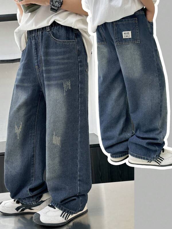 Denimly Tween Boys' Loose Straight-Leg Jeans. College Style Casual Daily Retro Street Fashion Recommendation. Vintage Washed Dark Blue Personal Style. Paired With Back Pockets For Street Cool. Loose Fit Comfortable. Suitable For Outings, Leisure, Campus Daily Wear. An Essential Classic And Versatile Fashion Piece In The Wardrobe