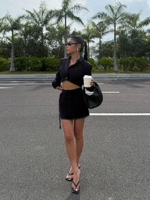 SHEIN EZwear 2025新款极简主义女式条纹短款外套和低腰迷你裙套装，返校季朋克商务休闲女装外出穿搭，秋季女装，Y2K街头风，2000年代风格 - 深灰色 - 查看 5