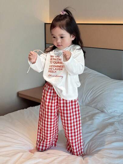 Dazy Kids 女婴圆领休闲字母印花长袖 T 恤、格子家居服、幼儿秋装