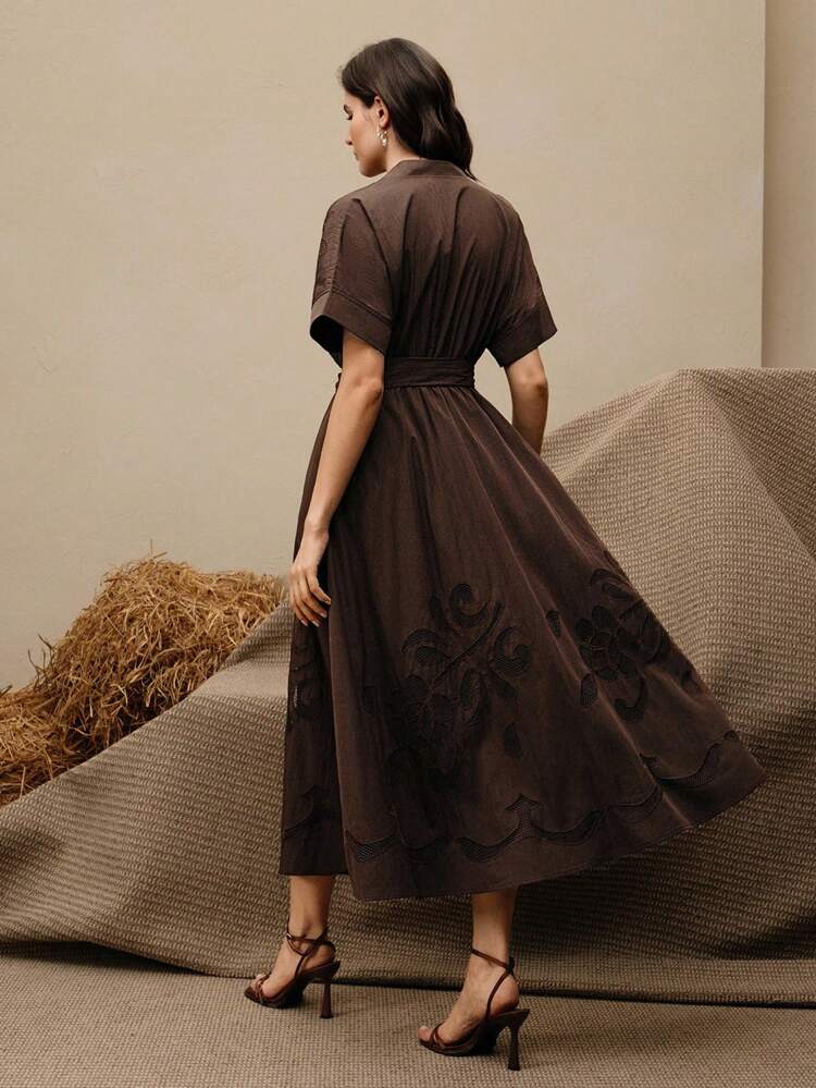 Women's Fashionable Elegant Hollow Embroidery Dress