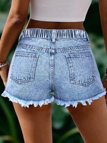 EMERY ROSE Plus Size Women's Casual Denim Frayed Hem Shorts For Summer - Light Wash - View 2