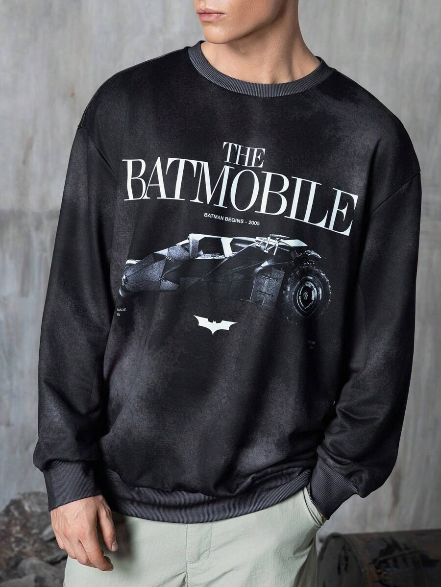 BATMAN X SHEIN Men Letter & Racing Car Graphic Crew Neck Long Sleeve Batmobile Graphic Black Sweatshirt