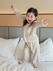DAZY 女婴缎面蕾丝撞色韩版长袖两件套睡衣套装，幼儿秋季衣服 - 杏色 - 查看 6
