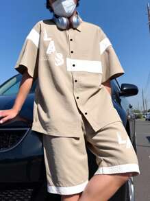 Manfinity Homme Men's Casual Holiday Daily White Color Block Stripes Contrast Khaki Texture Pleated Jacquard Fabric With Oversized Hot-Selling Slogan Print Double-Breasted Short-Sleeved Shorts Shirt For Men, Very Suitable For Music Festivals And Daily Wear, And Also A Great Gift For Boyfriend Or Husband. - Khaki - View 5