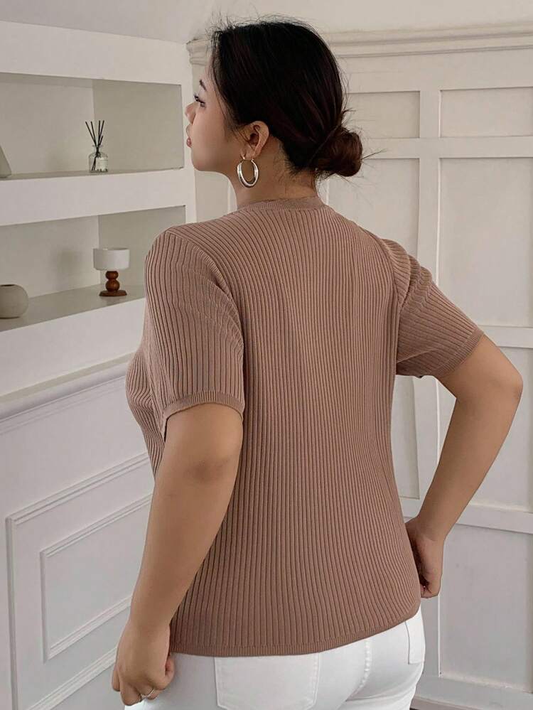 Dazy Plus Plus Size Women Solid Color Round Neck Loose Knit Short Sleeve Sweater Top