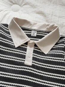 SHEIN 2 件儿童条纹休闲长袖套装，Polo 领 T 恤和裤子套装，适合秋季幼儿男孩 - 黑色 - 查看 5