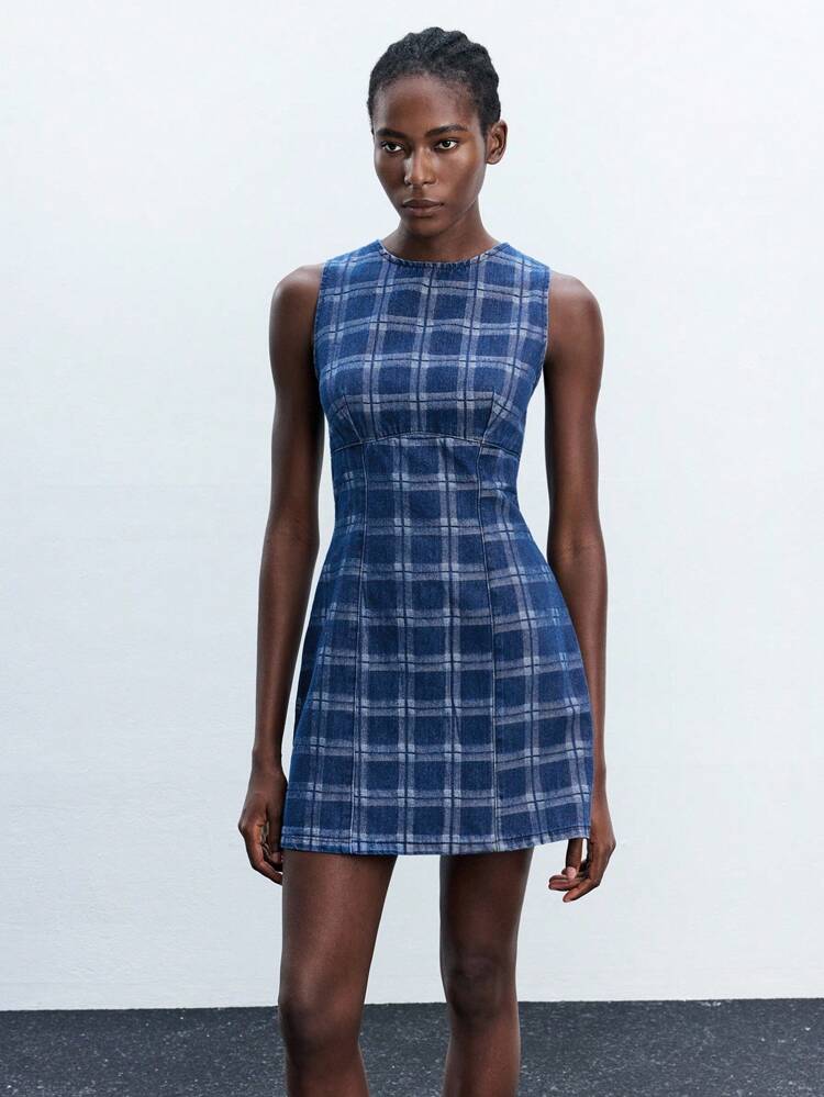 SHEIN Maija Women's Blue Denim Dress Sleeveless Round-Neck Slim-Fit Short Dress With A Classic Plaid Preppy Style