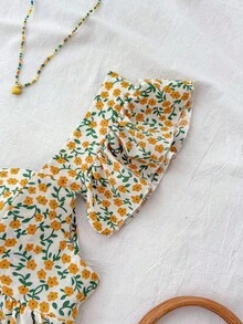 SHEIN 少女度假方领宽松娃娃装上衣，黄色花卉方领荷叶袖娃娃装上衣/可爱/优雅 - 黃色 - 查看 4