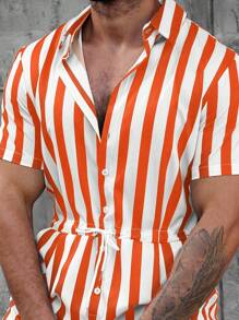 Manfinity Homme 男士条纹短袖单排扣抽绳腰口袋休闲衬衫和牛仔连体裤