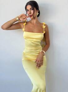 Firerie Vestido de verano elegante de mujer con camisola con flores 3D y espalda descubierta - Amarillo - Ver 4