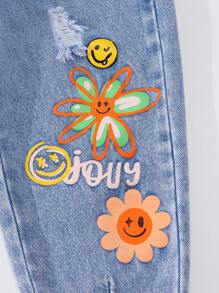 SHEIN Kleine Mädchen Jeans mit leichter Waschung, Buchstaben- und Gesichtsprint, mehrteiliges Design, verjüngte Form, geeignet für Schule, Schulanfang, Wochenendausflüge und Treffen mit Freunden - Helle Waschung - Übersicht 5