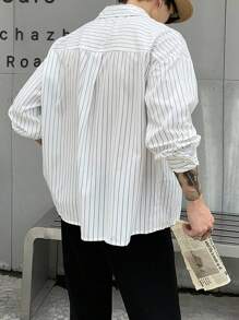 Manfinity Dauomo 男士休闲长袖单排扣口袋宽松条纹衬衫 - 彩色 - 查看 2