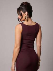 Silquee 女式纯色勃艮第红和酒红色弹力网眼修身紧身背心，带金属扣带装饰，优雅晚间鸡尾酒会、浪漫约会、正式场合、婚礼、伴娘、舞会、万圣节服装、圣诞节、情人节精致背心，背心 - 酒紅色 - 查看 4