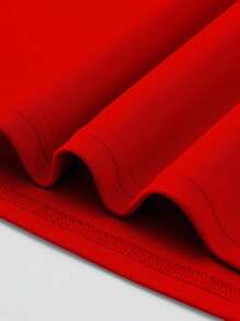 Manfinity Homme Conjunto de camiseta y pantalones cortos casuales con estampado numérico para hombres, conjunto de 2 piezas de verano para hombres en rojo y negro