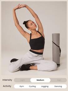 GLOWMODE 中等强度 FeatherFit™-Sculpt 内置罩杯可调节 V 形背部方领慢跑跑步训练 - 黑色 - 查看 6