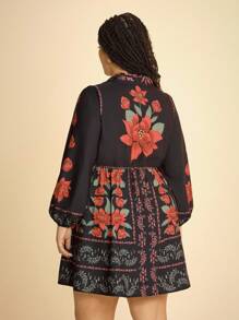 CAJUNI 大码女式休闲度假黑色热带印花短款连衣裙 - 波西米亚风女装/女式西式服装/图案/休闲女装