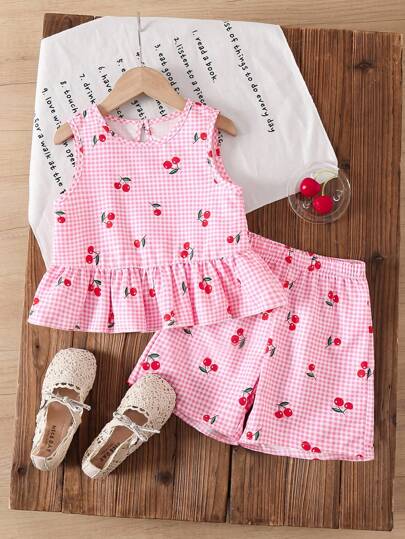 Conjunto de top sin mangas con volantes y shorts con estampado de cuadros rojos y cerezas para niña