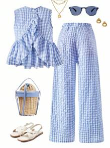 Outfit estivo per ragazzi con schiena arricciata e pantaloni senza spalline