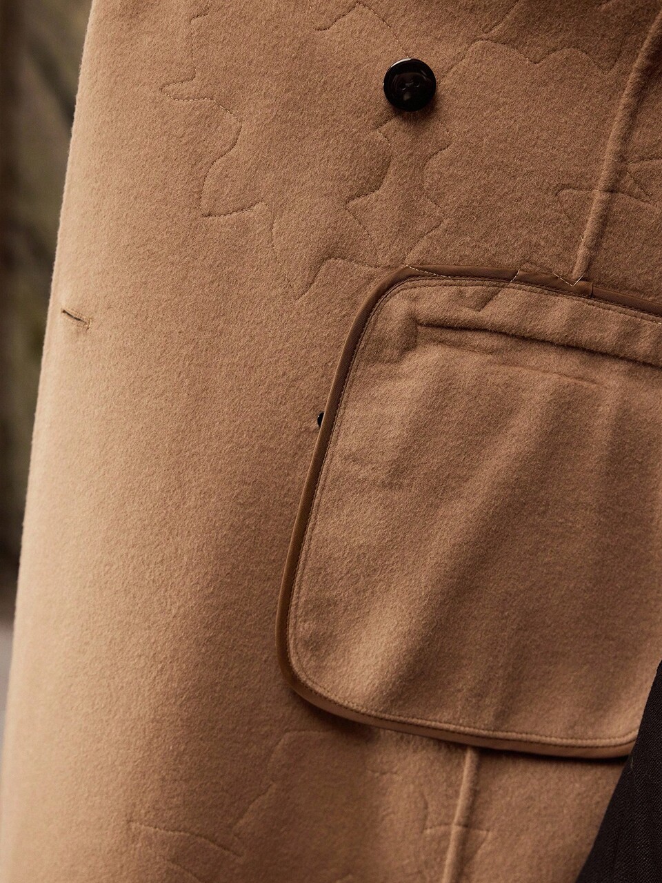 WOOL EMBROIDERY DOUBLE BREASTED OVERCOAT