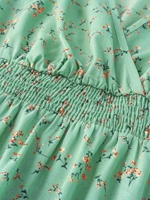 SHEIN Clasi 加大码 V 领交叉裹身碎花短袖连衣裙长款女装 - 彩色 - 查看 4