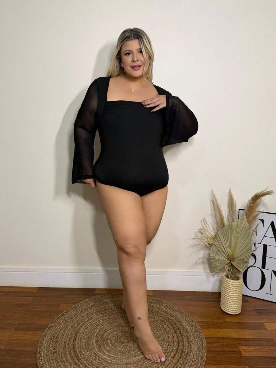 magalhaesca Body Con Mangas Acampanadas Y Busto Fruncido Con Cuello Cuadrado De Talla Grande - Negro - Ver 1