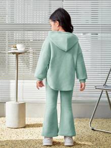 SHEIN Leap Crew 2 件装年轻女孩连帽套头衫，带不对称下摆和裤子套装 - 薄荷綠 - 查看 3