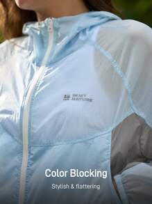 In My Nature Áo khoác thường ngày có mũ trùm đầu phối màu cho nữ Áo khoác chạy bộ cho nữ Áo khoác gió cho nữ Áo khoác lưới Áo khoác chạy bộ nhẹ Áo khoác xanh nhạt xám nhạt Áo khoác thể thao Phối màu, Áo khoác màu tương phản Áo khoác chống nắng Áo khoác chống tia UV Áo khoác chống nắng, Áo khoác đi bộ đường dài ngoài trời mùa hè mùa thu, Áo khoác thoáng khí Áo khoác trong mờ - Màu xanh lam - Xem 2