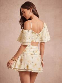 L'Amorae 女式花卉印花不对称荷叶边下摆短袖短款上衣 - 彩色 - 查看 3