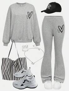 SHEIN Girlism 少女灰色/秋/冬/针织休闲宽松爱心印花卫衣和喇叭裤两件套 - 灰色 - 查看 1