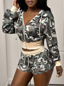 Slaydiva 2025 新款夏季秋冬街头休闲迷彩印花连帽开襟长袖短外套 + 迷你短裤女两件套，适合毕业季、早午餐装、日常旅行、旅行、朋友聚会、返校、摇滚、街头、音乐会、节日、购物、辣妹-A - 彩色 - 查看 3
