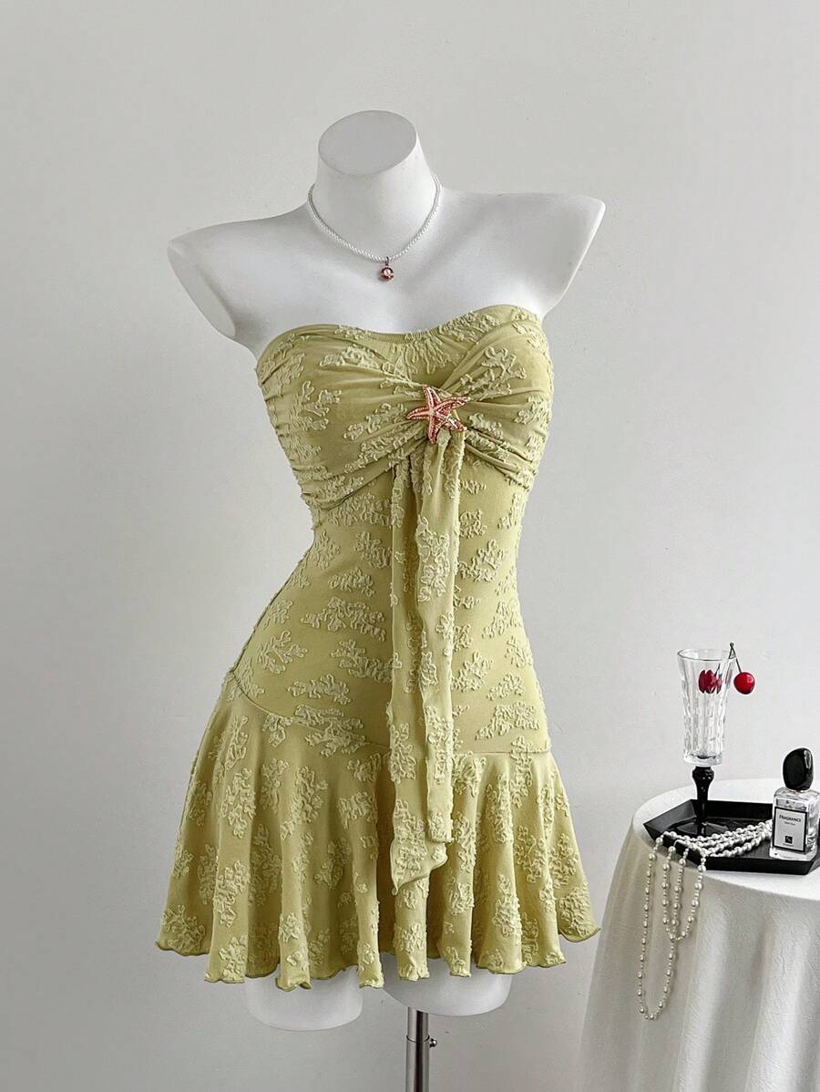 Elamini 提花面料搭配金属海星装饰，露背荷叶边下摆拼接迷你连衣裙，优雅性感可爱，适合度假、休闲、派对、日常、约会、复古、夏季 - 黃色 - 查看 1