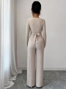 Gloray Bộ 2 món áo thun dài tay cổ chữ V thanh lịch màu mơ thu đông mới kèm cà vạt chéo + quần ống rộng cạp chun cho nữ - Màu be - Xem 2