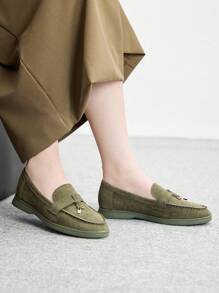 CUCCOO BIZCHIC 女式绒面革舒适平底乐福鞋，军绿色鞋子，适合通勤、户外、购物、工作、日常穿着，百搭 - 軍綠色 - 查看 9