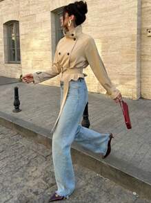 Firerie 女士简约通勤秋季街头宽松短领撞色双排扣腰带卡其色风衣，适合毕业季、返校季、秋季、复古风、办公室穿着。 - 卡其色 - 查看 7