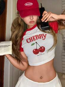 SHEIN EZwear 女士休闲简约樱桃图案圆领短袖露脐紧身T恤，略微透视，适合夏季返校季穿着 - 紅色 - 查看 1