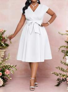 SHEIN Lady 大码腰带夏秋冬蝴蝶结腰身设计小众时尚女士连衣裙大码连衣裙 - 白色 - 查看 3