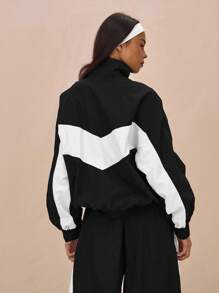 MUSERA Chaqueta deportiva de nailon con cuello oversize, paneles de contraste y cremallera completa. Solo para The Book Shop, estilo oversized, deportivo para aeropuerto, festival, invierno y primavera - Negro - Ver 3