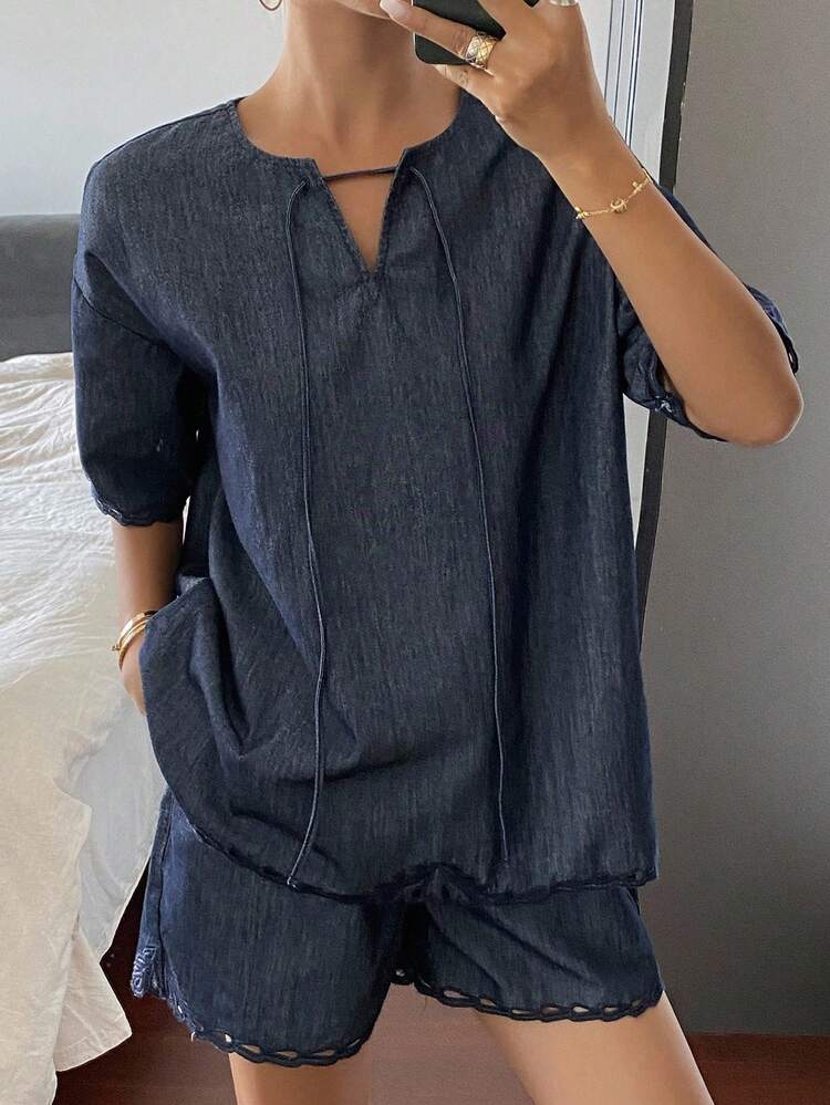 2pcs Women Summer Vacation Style Tie Front Short Sleeve Top And Shorts Set, Casual Denim Outfit