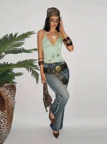 EgrlEra Áo ba lỗ hở lưng thêu hạt cườm họa tiết hoa cổ chữ V gợi cảm dành cho nữ - Màu xanh chanh - Xem 3