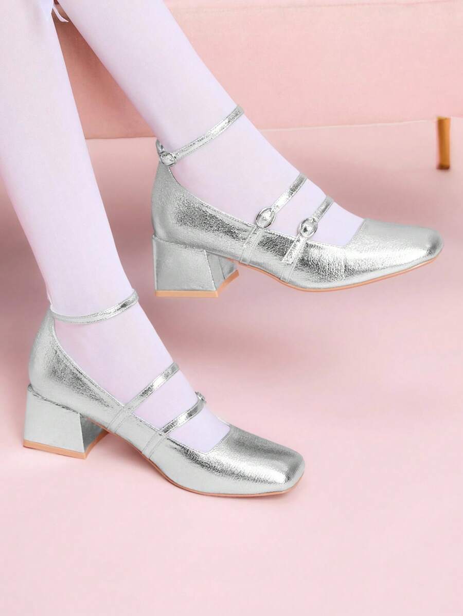 CUCCOO DOLLMOD 女士银色金属扣玛丽珍方头粗跟时尚高跟鞋 - 銀色 - 查看 1