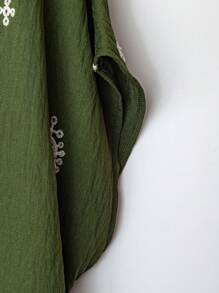 EMERY ROSE Plus Size Women's Country Vintage Vacation Bohemian Army Green Cashew Embroidery Round Neck Raglan Sleeve Loose Dress For Spring And Summer Summer Dresses For Women Vacation Outfits Woman Summer Dresses For Women Country Concert Outfit Country Outfits Women,Dresses Casual Embroidered Dress Green Summer Dress Women