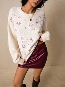 Poéselle 女士秋冬花卉刺绣圆领落肩长袖时尚毛衣 - 米色 - 查看 5