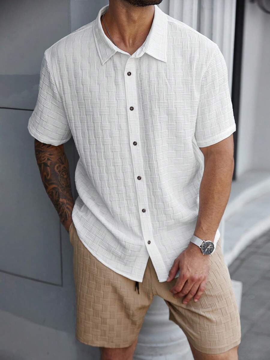 Manfinity Homme Plus Size Men's Textured Fabric Shirt & Shorts Set