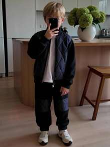 SHEIN 2 Pieces Of Young Boys Clothing Casual College Comfortable Quilted Jacket Long Sleeve Coat And Sweatpants Set Suitable For Commuting To School Daily Casual College Suitable For Kids Outfits Young Boy Clothes Back To School Boys Set Suitable For Birthday Parties, Evening Parties, Performances, Weddings, Baptisms, Opening Ceremonies Daily Suitable For School Suitable For Travel Suitable For Sports Suitable For Autumn And Winter Seasons, Fleece, Thickened - Black - View 2