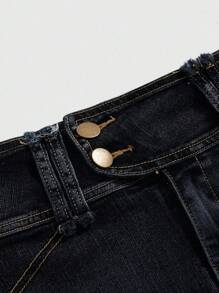 ROMWE Fairycore Minifalda de mezclilla con bordado floral y dobladillo con flecos para mujer - Azul - Ver 4